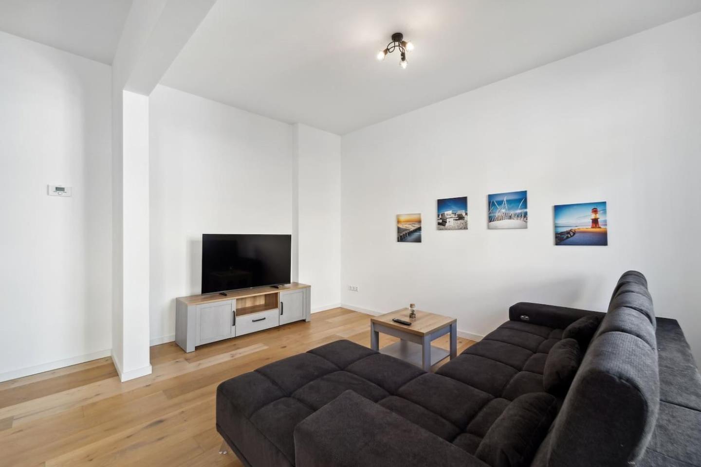 ווילהלמסהאבן Infinity Stay Ferienapartments Rheinstrasse מראה חיצוני תמונה