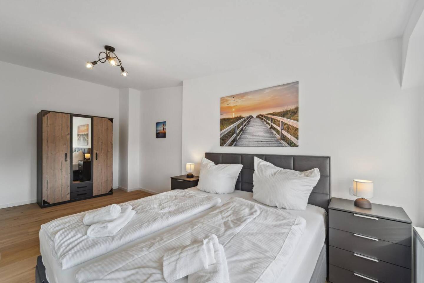 ווילהלמסהאבן Infinity Stay Ferienapartments Rheinstrasse מראה חיצוני תמונה