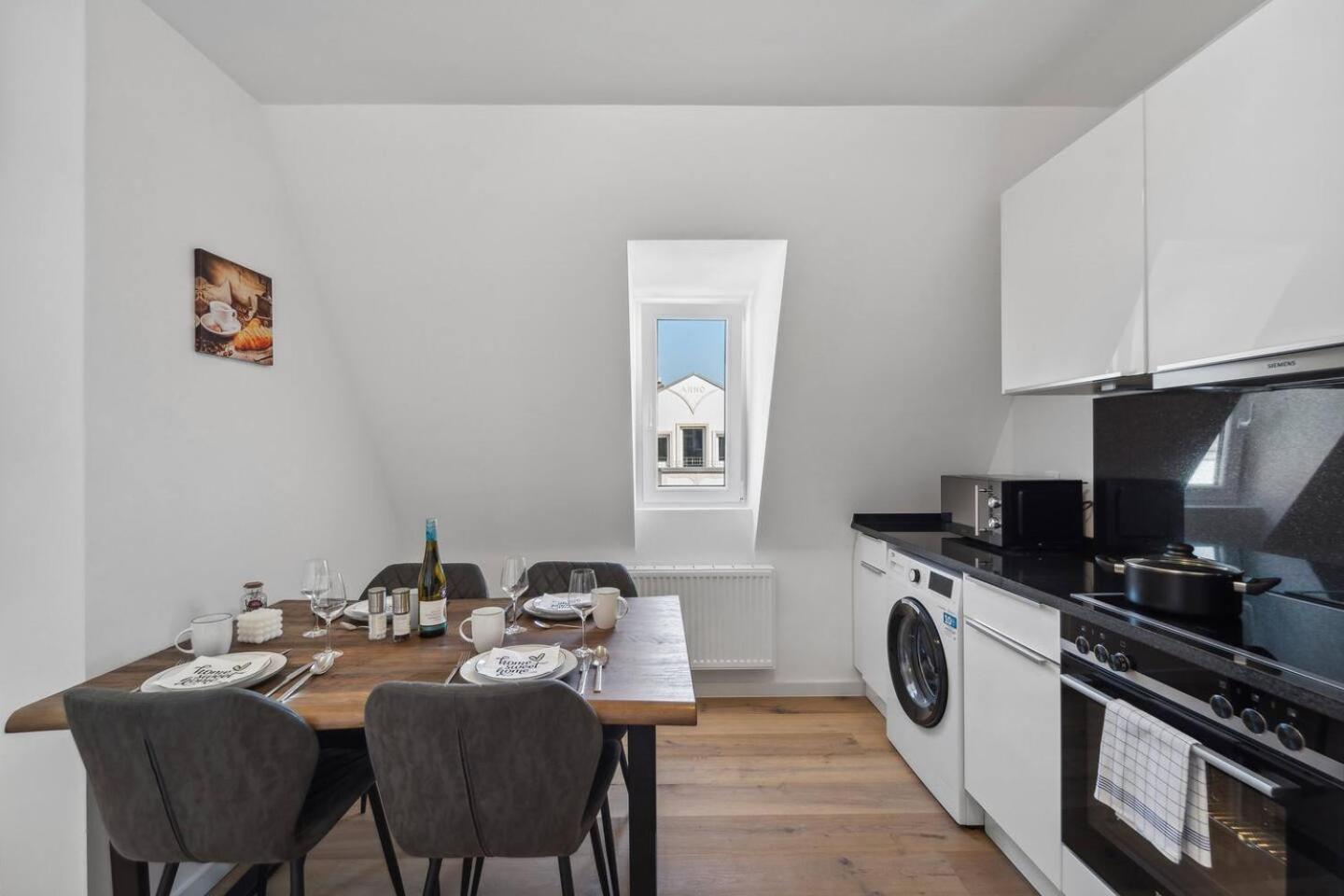 ווילהלמסהאבן Infinity Stay Ferienapartments Rheinstrasse מראה חיצוני תמונה